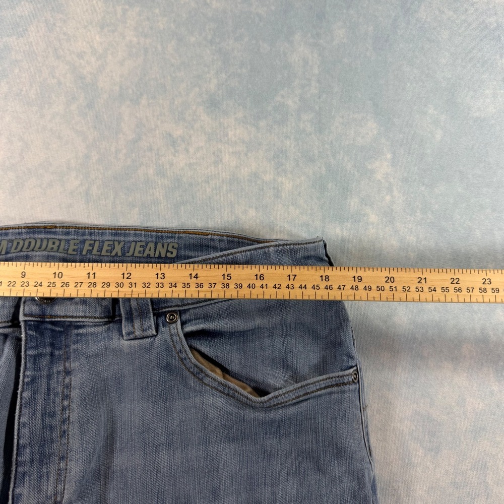 Duluth Ballroom Double Flex Jeans Mens 38x30 Light Wash Excellent Relaxed Fit - Picture 7 of 11